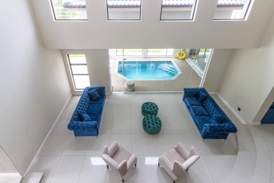 5 Bedroom Property for Sale in Sunset Beach Western Cape